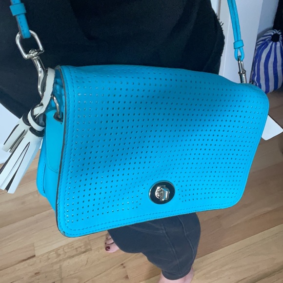 COACH Crossbody Bag - Picture 8 of 9